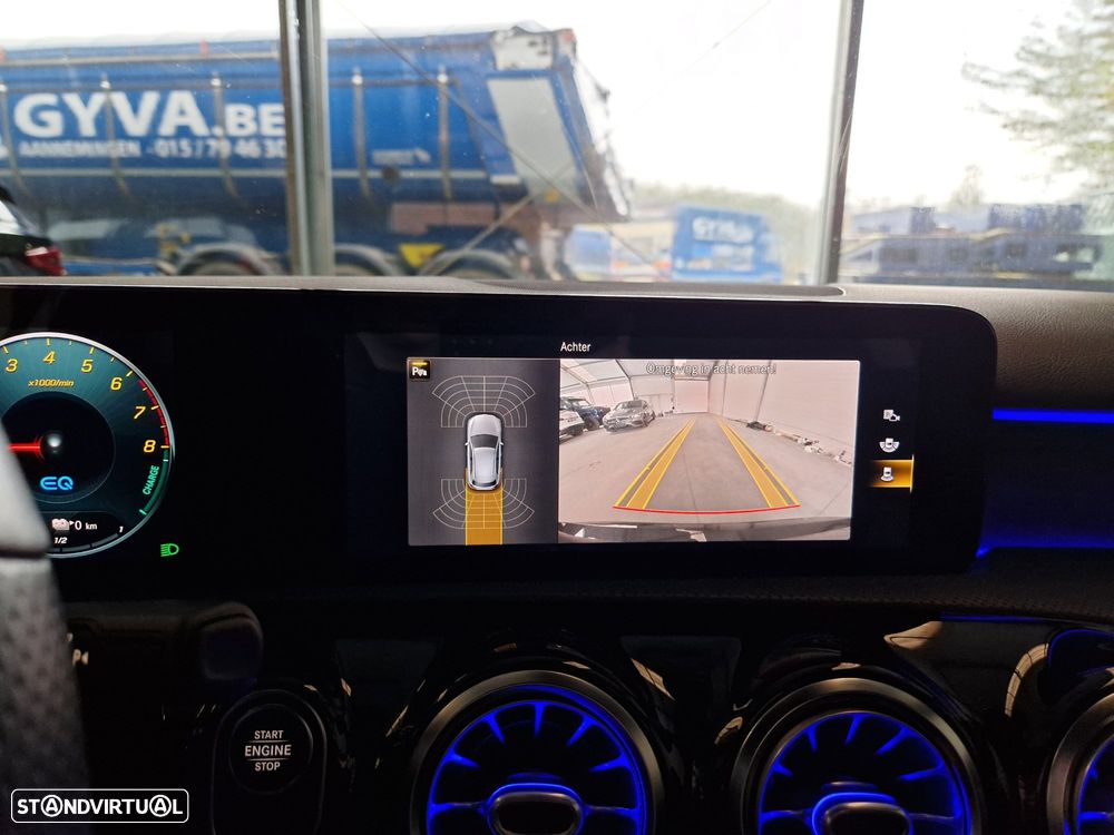 Mercedes-Benz A 250 e AMG Line - 23