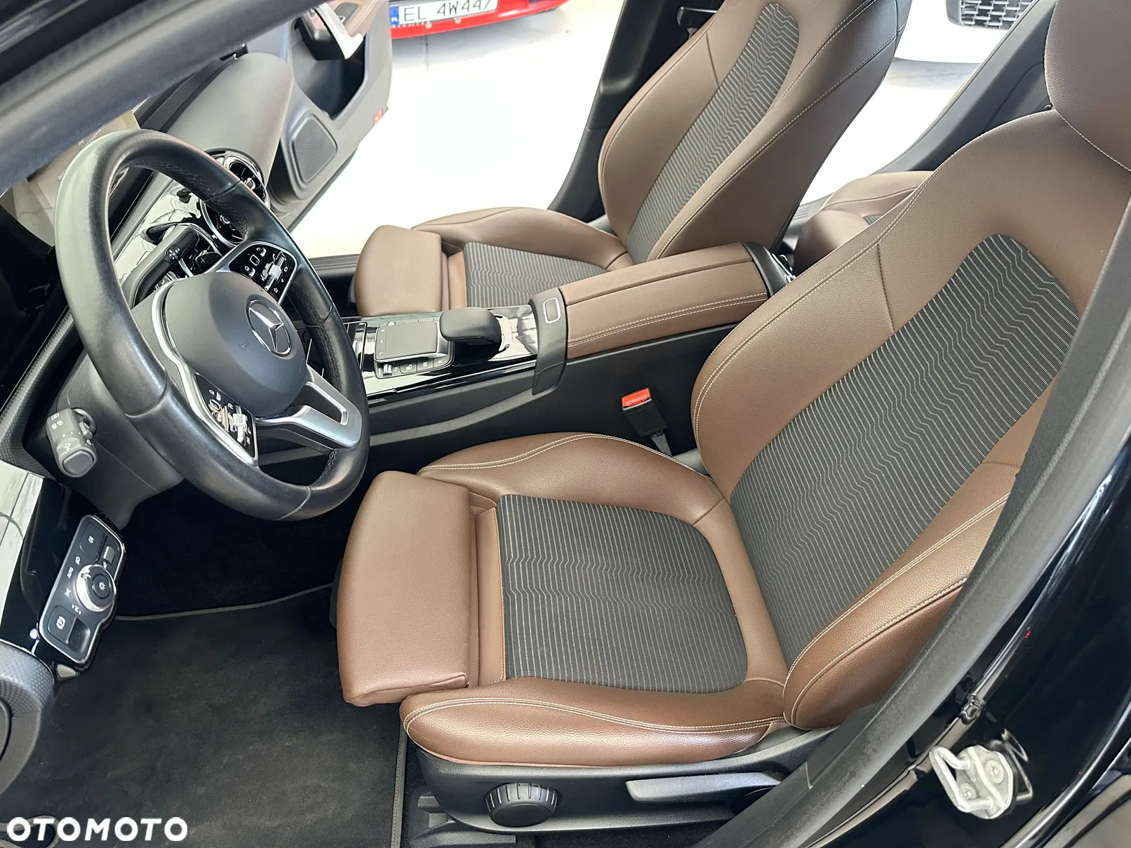 Mercedes-Benz Klasa A 200 d AMG Line 8G-DCT - 7