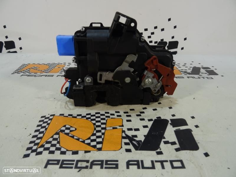 Fecho Da Porta Frente Direita Skoda Fabia Ii (542)  5J2837016 / 5J2 83 - 1