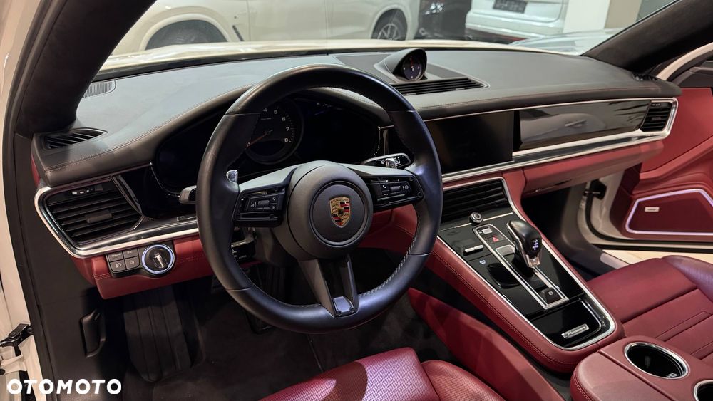 Porsche Panamera Standard - 23