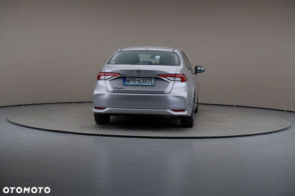 Toyota Corolla - 5