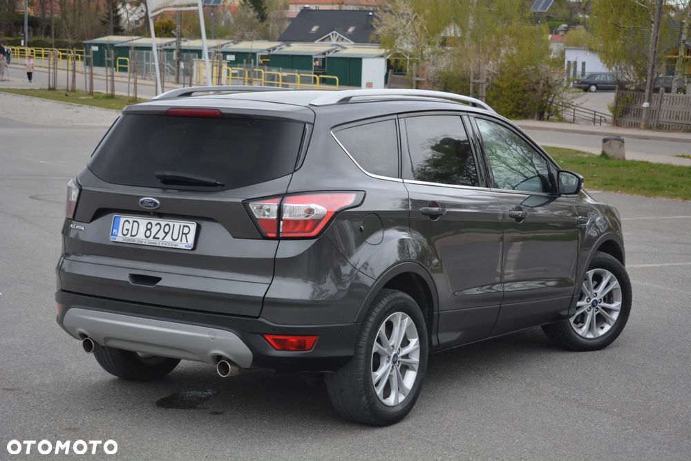 Ford Kuga - 15
