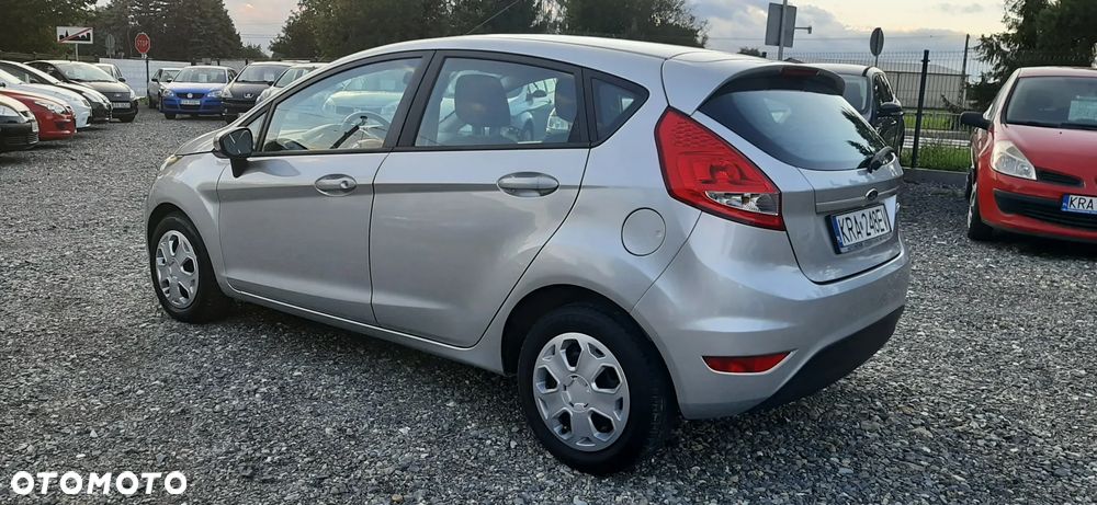 Ford Fiesta - 6