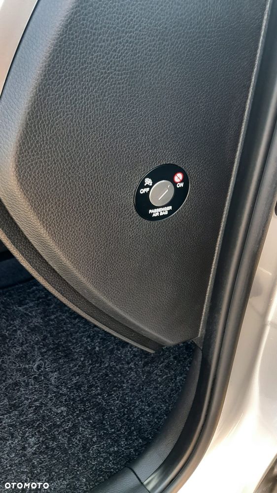 Hyundai i30 1.4 Trend - 27