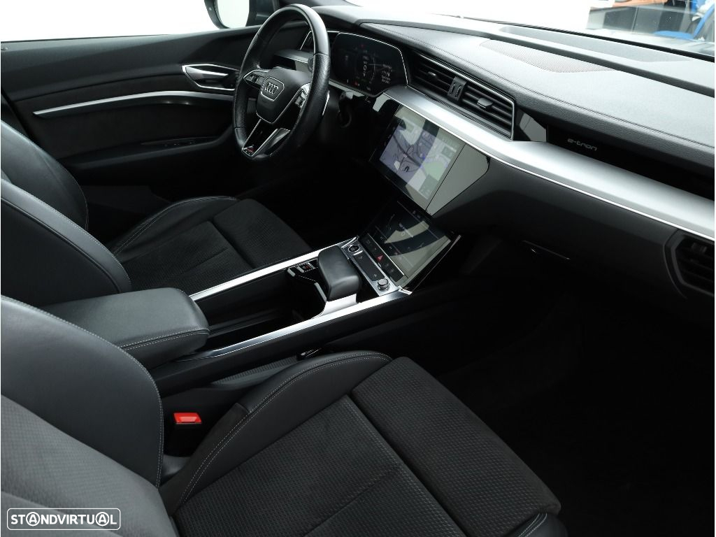 Audi e-tron Sportback 55 quattro S line - 26