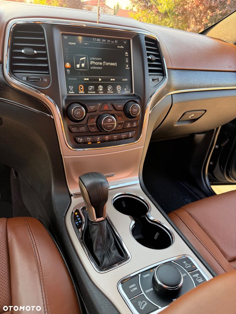 Jeep Grand Cherokee Gr 3.6 V6 Overland Summit - 32