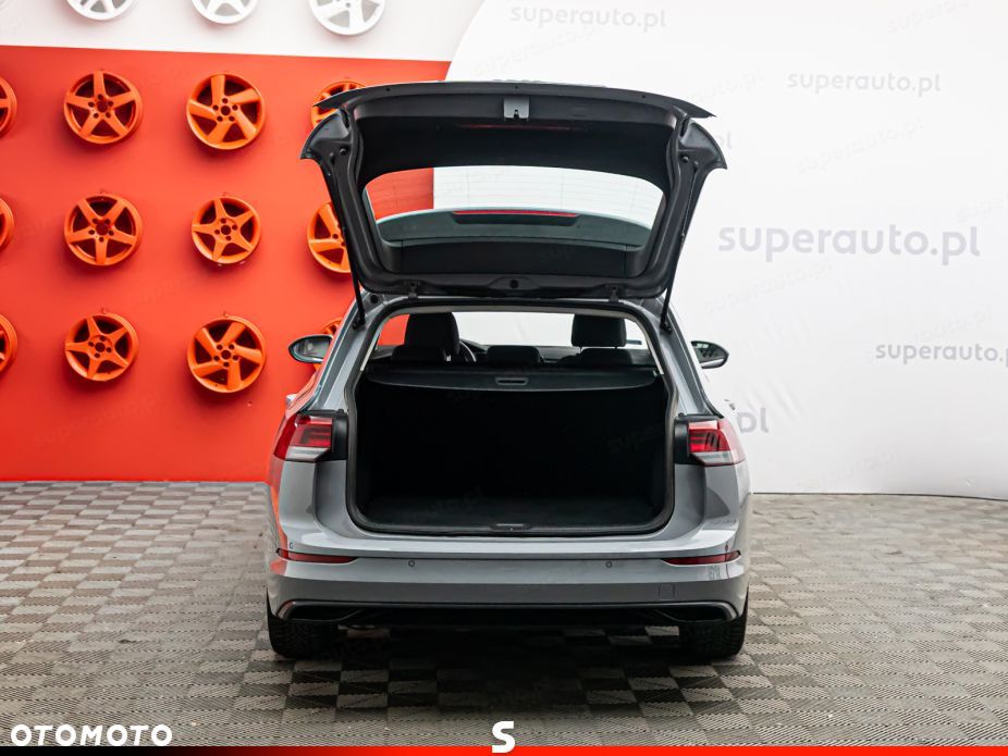 Volkswagen Golf - 27