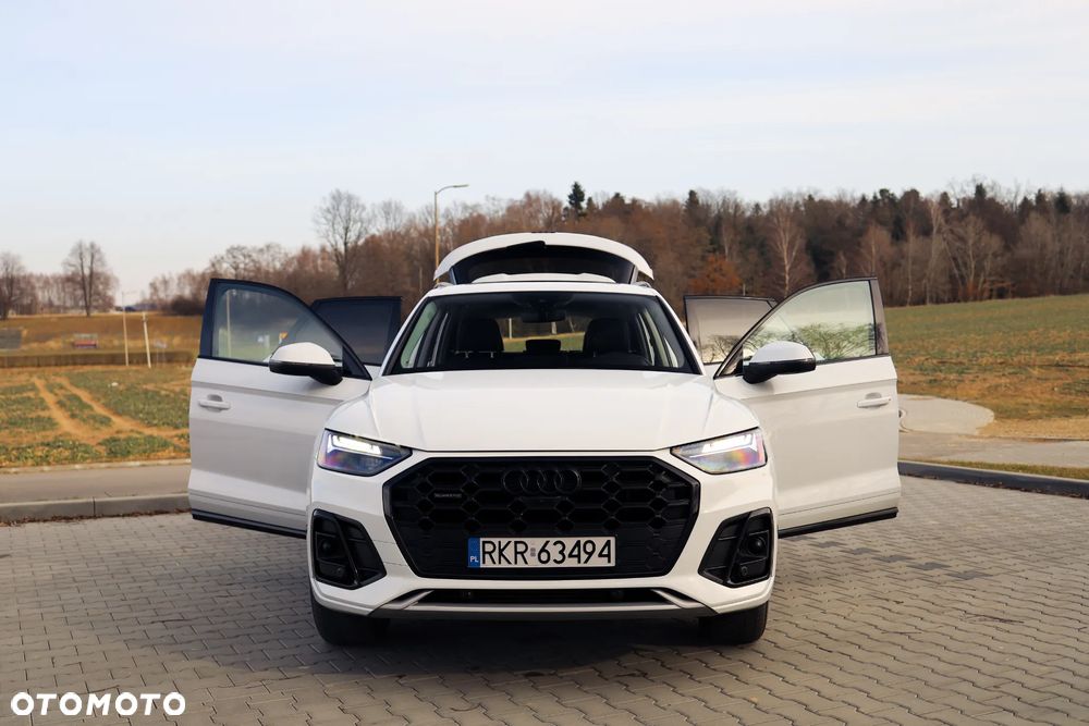 Audi Q5 55 TFSIe quattro S tronic S line - 22