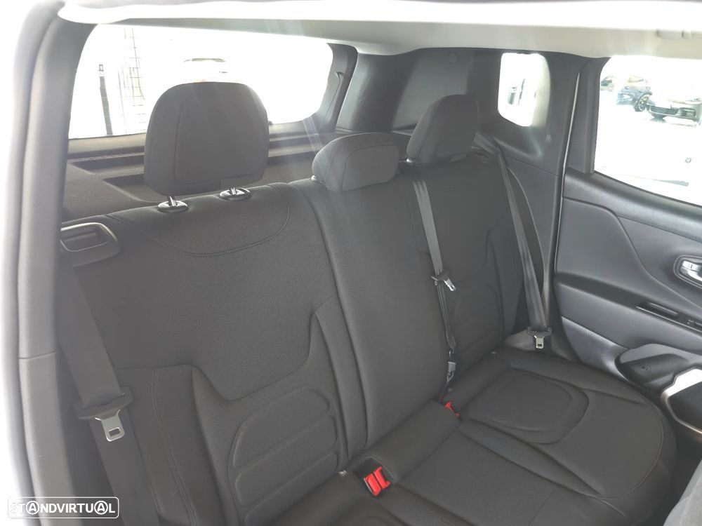 Jeep Renegade 1.6 MJD Limited - 14