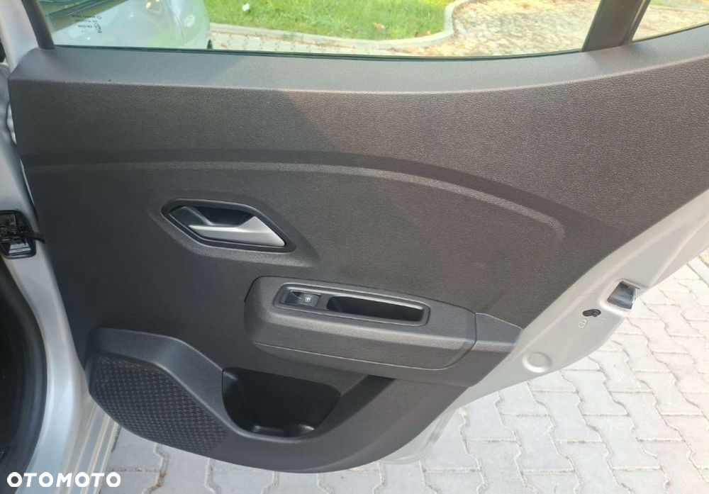 Dacia Sandero - 23