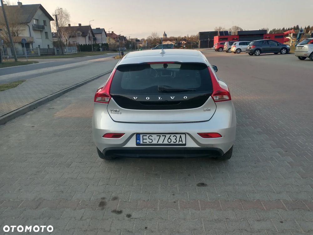 Volvo V40 D2 - 5