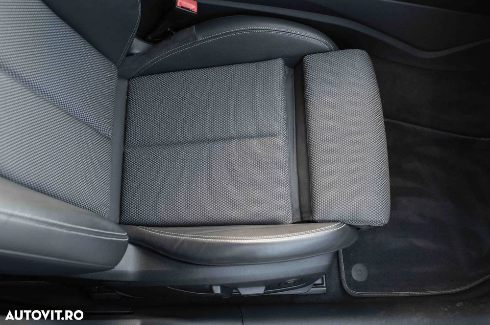 Audi A6 Avant 55 TFSI e quattro S tronic S line - 16
