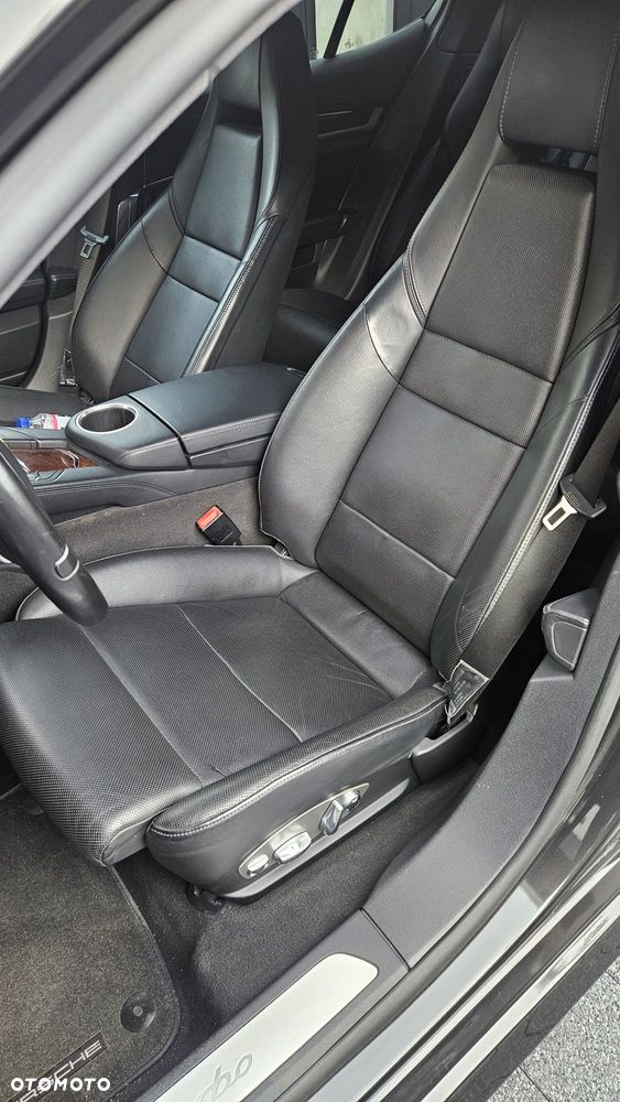 Porsche Panamera Turbo - 10
