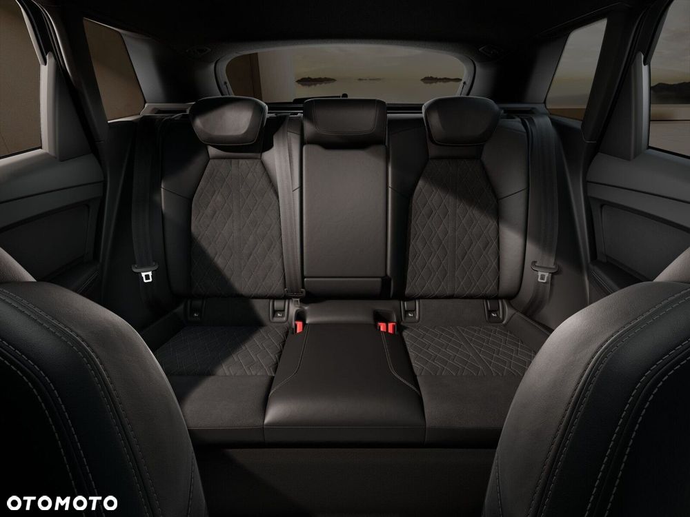 Audi Q4 e-tron - 8