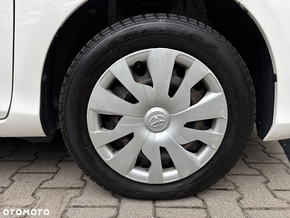 Toyota Yaris - 31