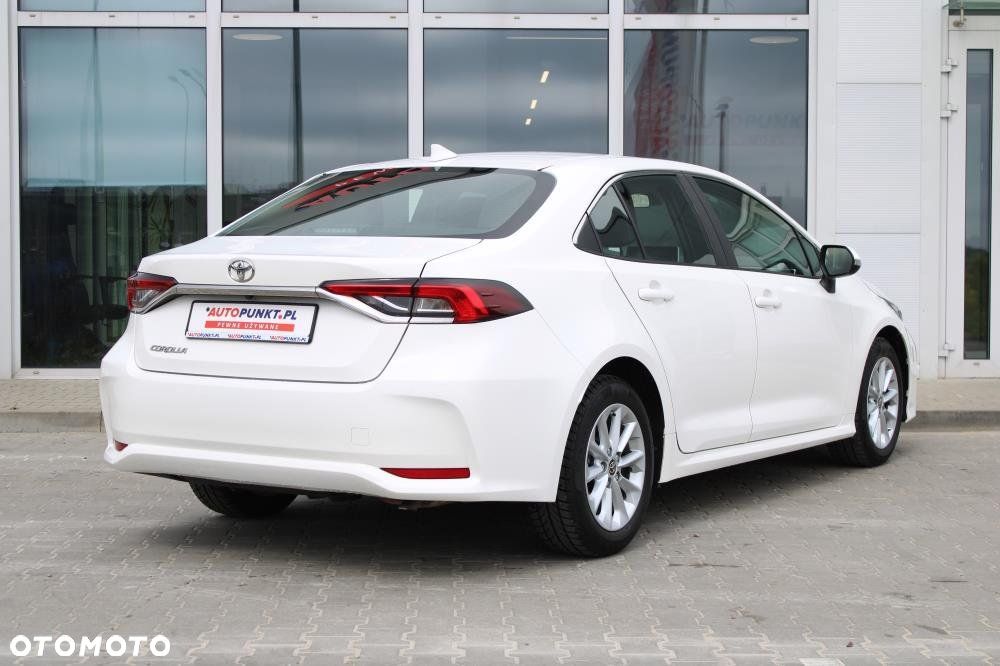 Toyota Corolla - 4