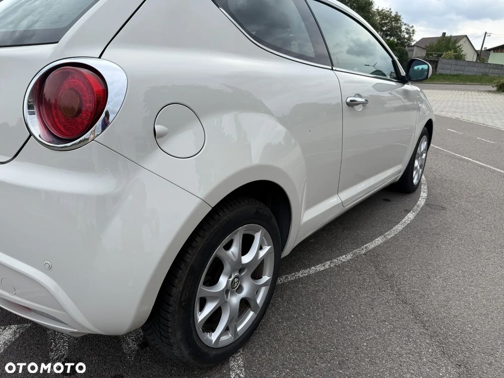 Alfa Romeo Mito 1.4 TB MultiAir Distinctive S&S - 31
