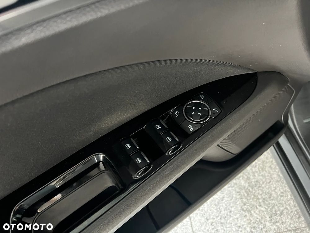 Ford Mondeo 1.5 EcoBoost Titanium - 23