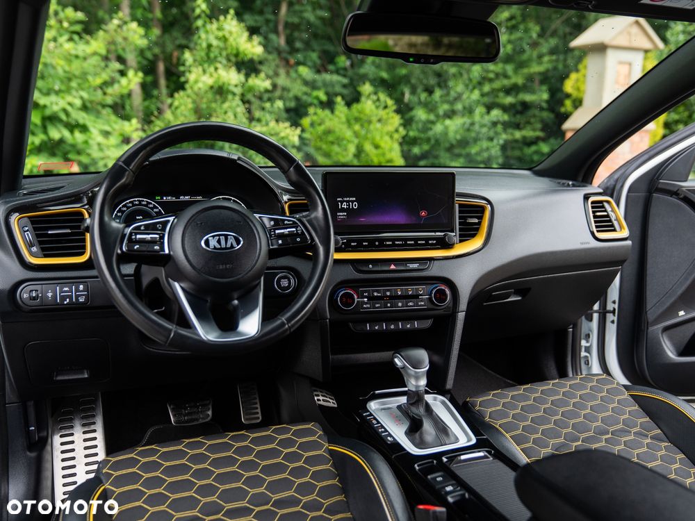 Kia XCeed 1.5 T-GDI Business Line DCT - 29
