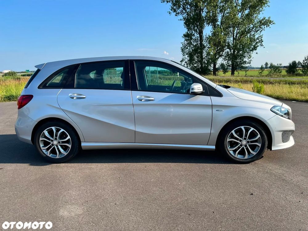 Mercedes-Benz Klasa B 180 7G-DCT - 4