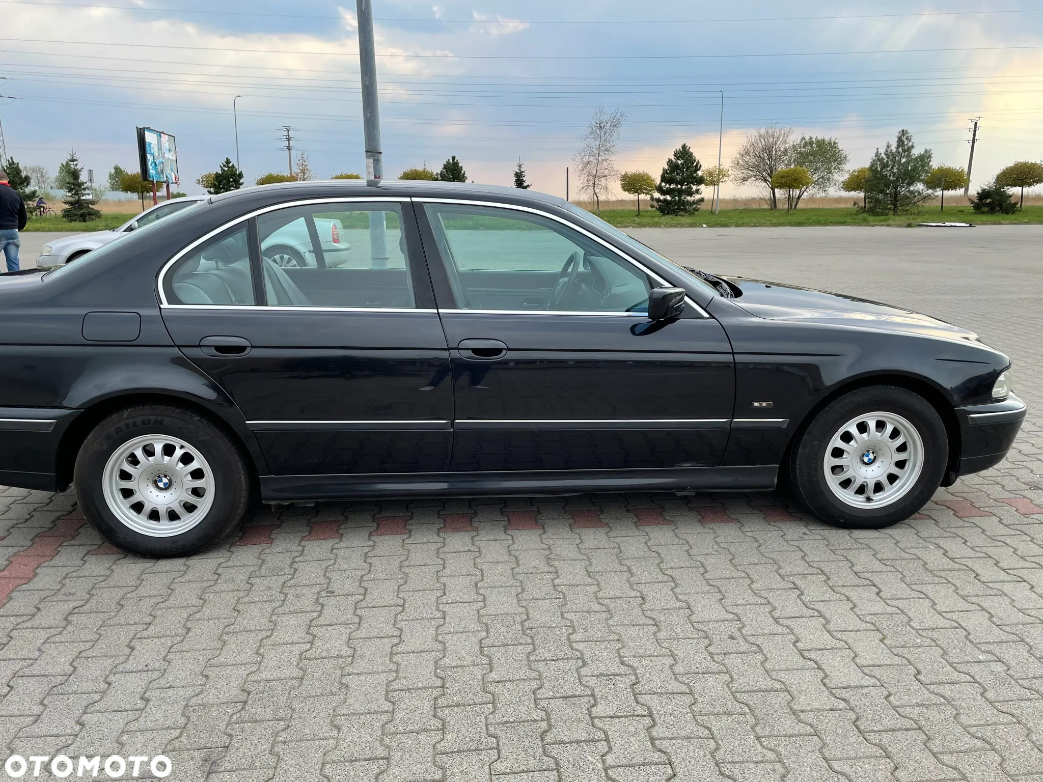 BMW Seria 5 523i - 15
