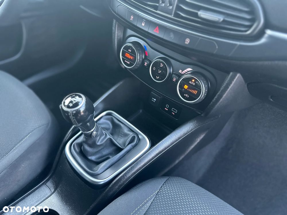 Fiat Tipo 1.3 MultiJet Lounge - 17