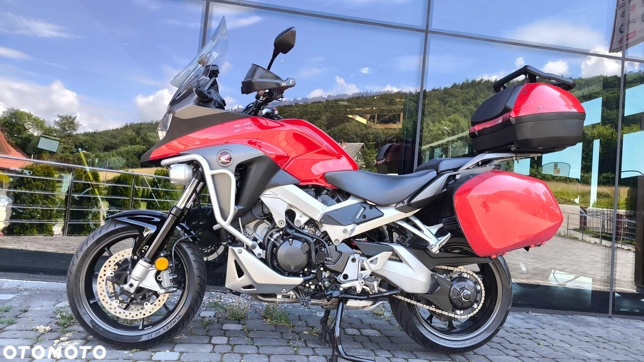 Honda VFR - 3