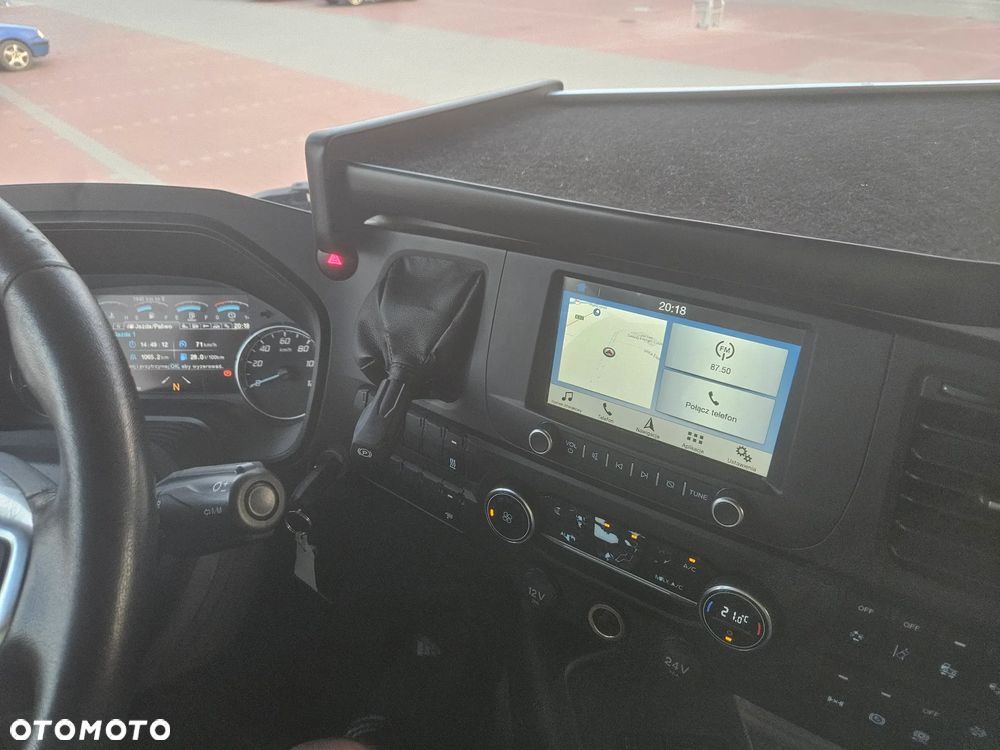 Ford F-MAX - 14