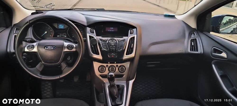 Ford Focus 1.6 Trend - 12