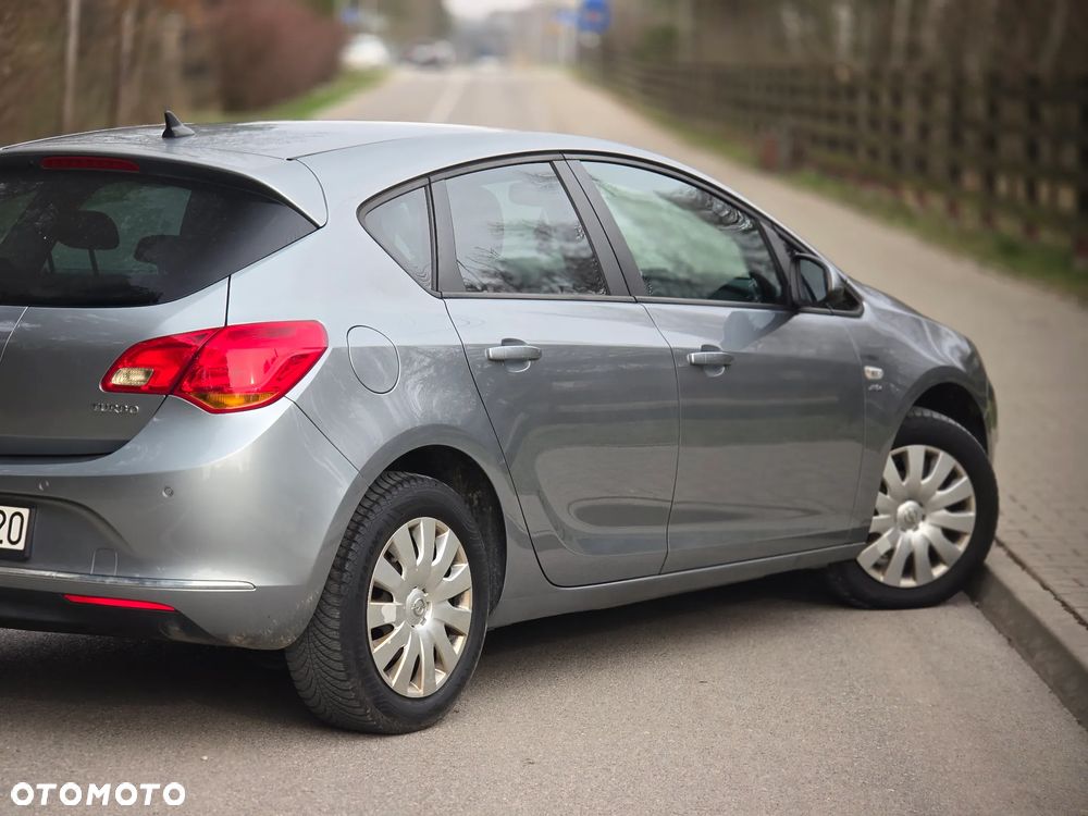 Opel Astra 1.4 Turbo Color Edition - 37