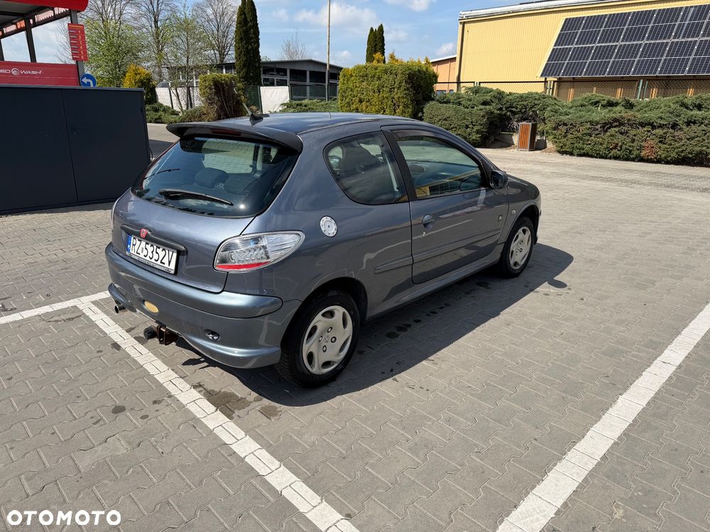Peugeot 206 1.4 X-Line - 5