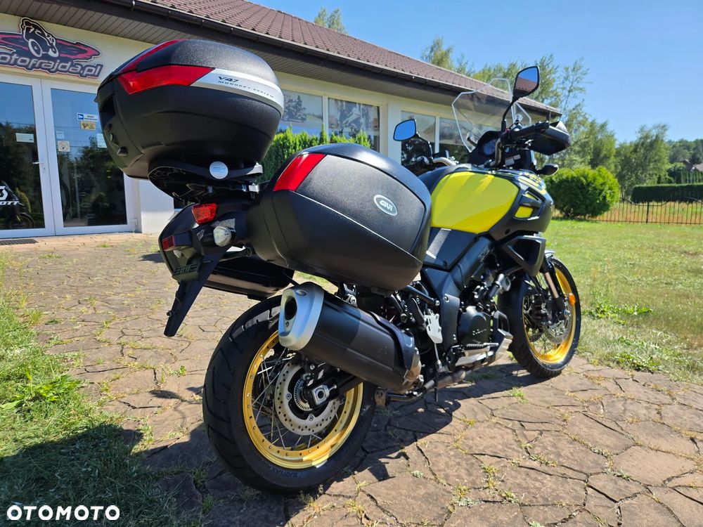 Suzuki V-STROM - 3