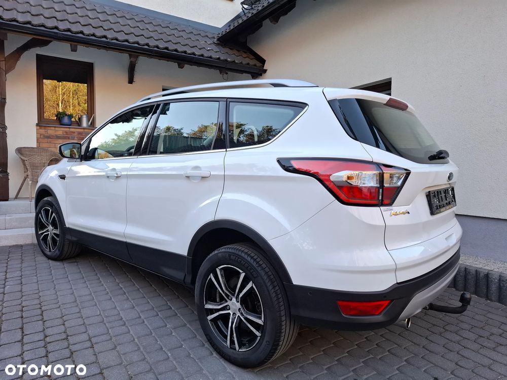 Ford Kuga 1.5 EcoBoost 2x4 Titanium - 39