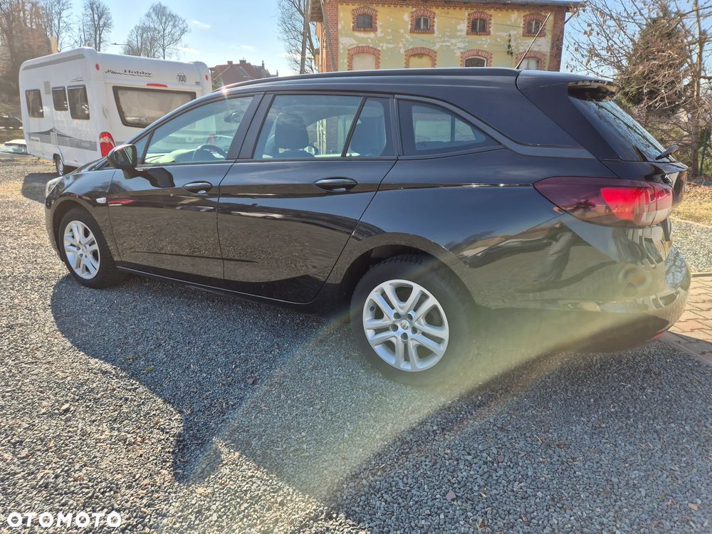 Opel Astra 1.5 CDTI Edition S&S - 12