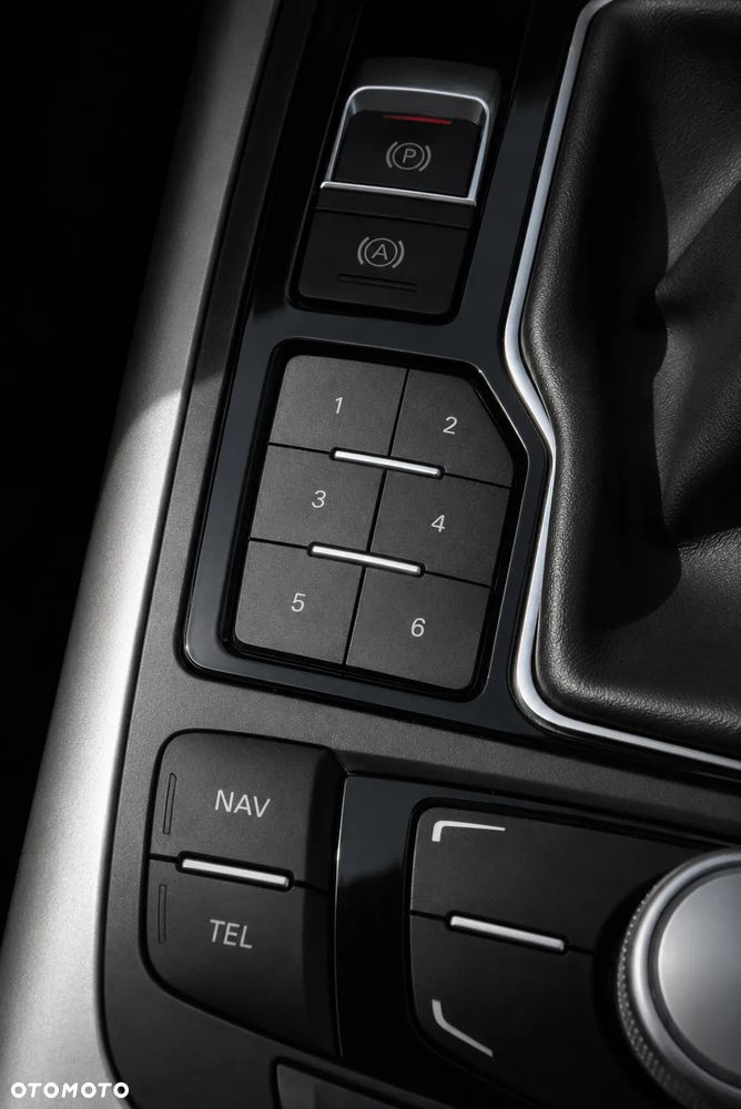 Audi A6 Avant - 14