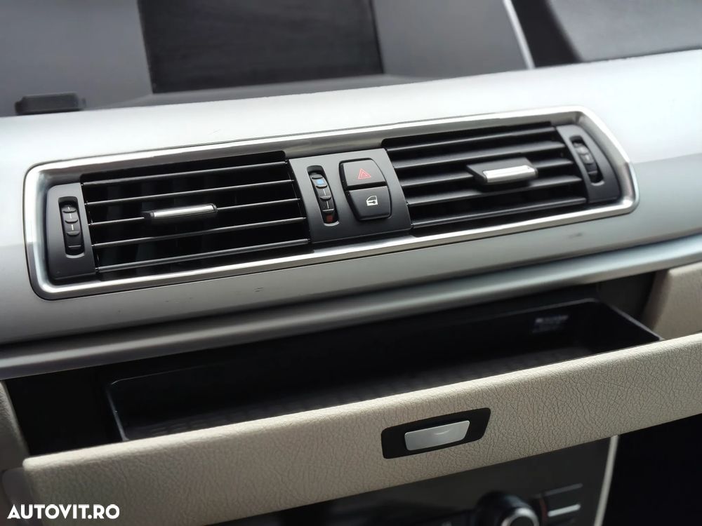 BMW Seria 5 520d Gran Turismo - 30