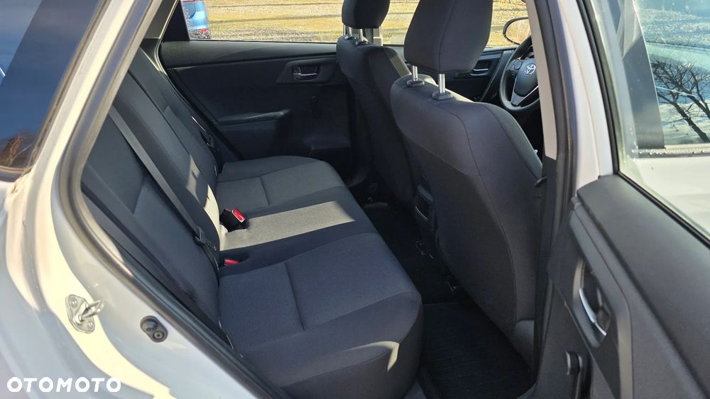 Toyota Auris 1.33 VVT-i Life - 16
