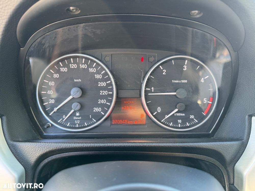 BMW Seria 3 320d DPF Aut. - 10