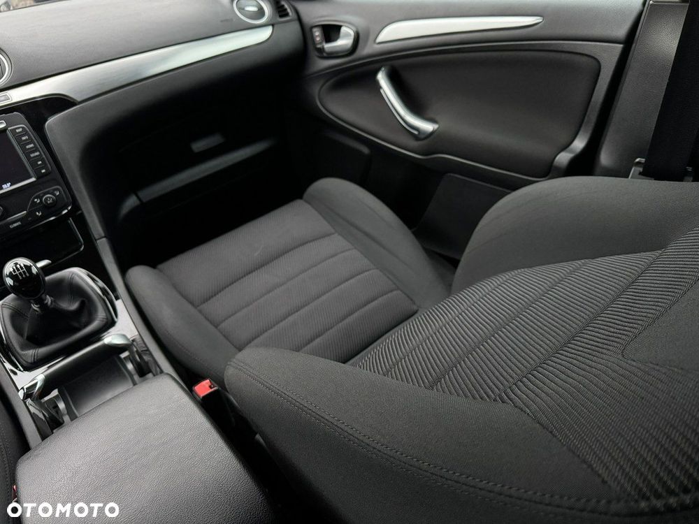 Ford S-Max 2.0 TDCi DPF Titanium - 23