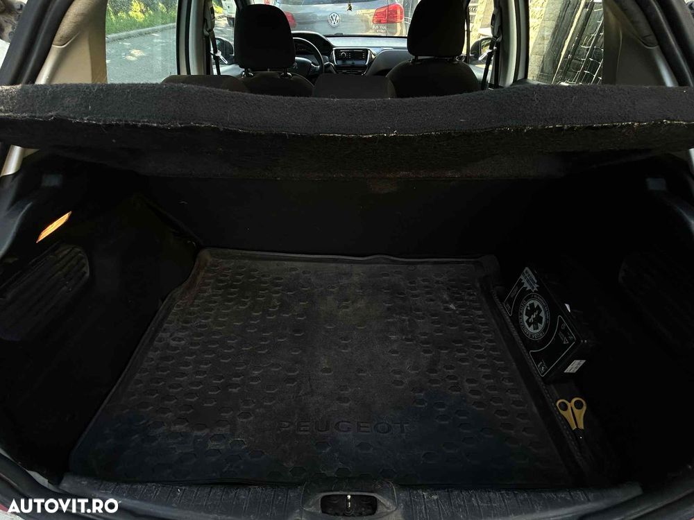 Peugeot 208 1.4 HDi FAP Access - 8