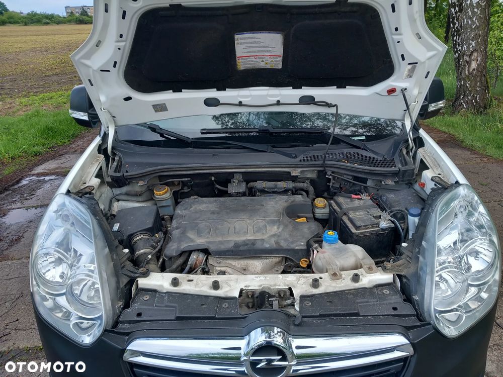 Opel Combo - 31