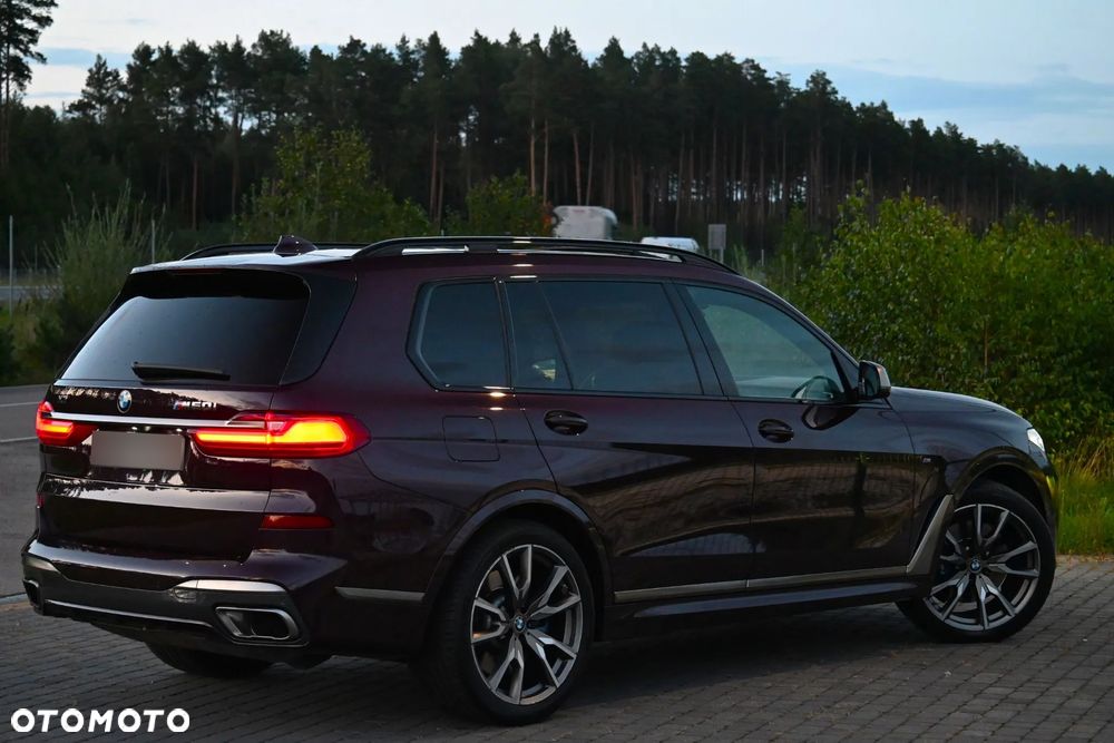 BMW X7 M50i sport - 17