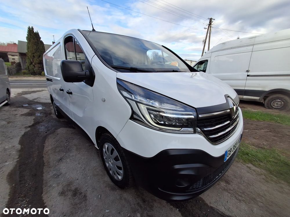 Renault Trafic - 1