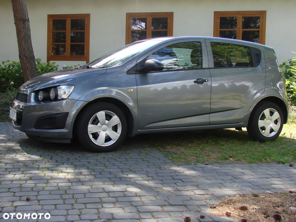 Chevrolet Aveo - 2
