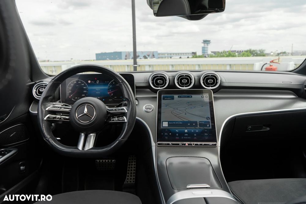 Mercedes-Benz C 300 4MATIC 9G-TRONIC AMG Line - 26