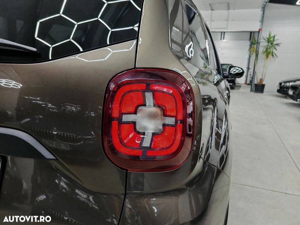 Dacia Duster 1.6 SCe Prestige jante 17" - 35
