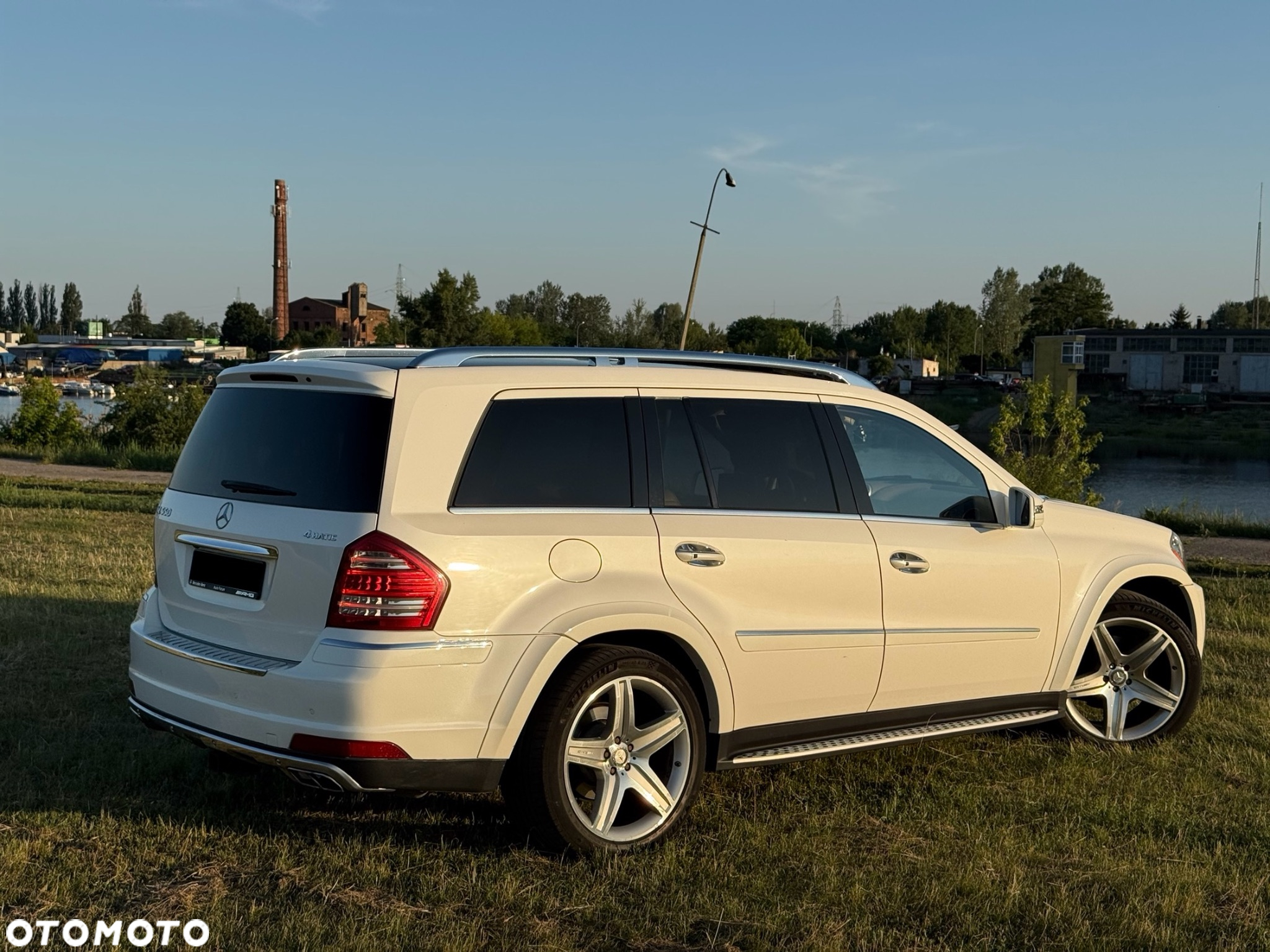 Mercedes-Benz GL 500 4Matic 7G-TRONIC - 8