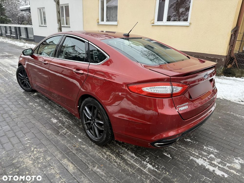 Ford Fusion - 5