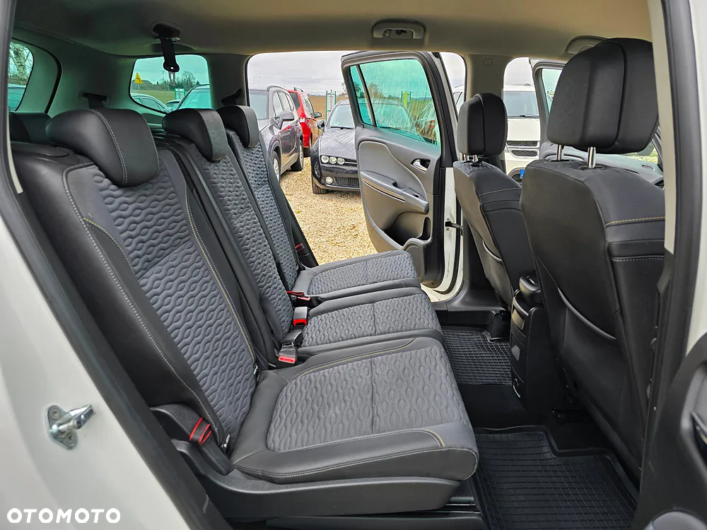Opel Zafira 1.4 T Cosmo - 24
