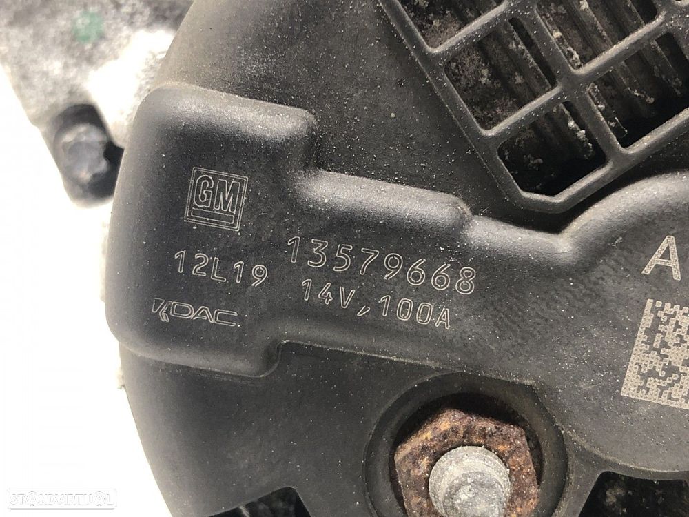 Alternador OPEL INSIGNIA A (G09) 2.0 CDTI (68) | 03.12 -  Usado REF. 13579668... - 5